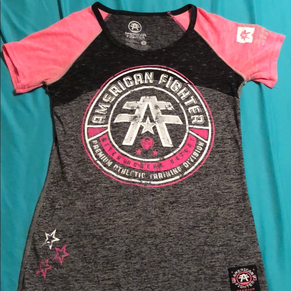 American fighter size small t-shirt